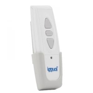 mando-control-remoto-iggual-pantalla-proyeccion